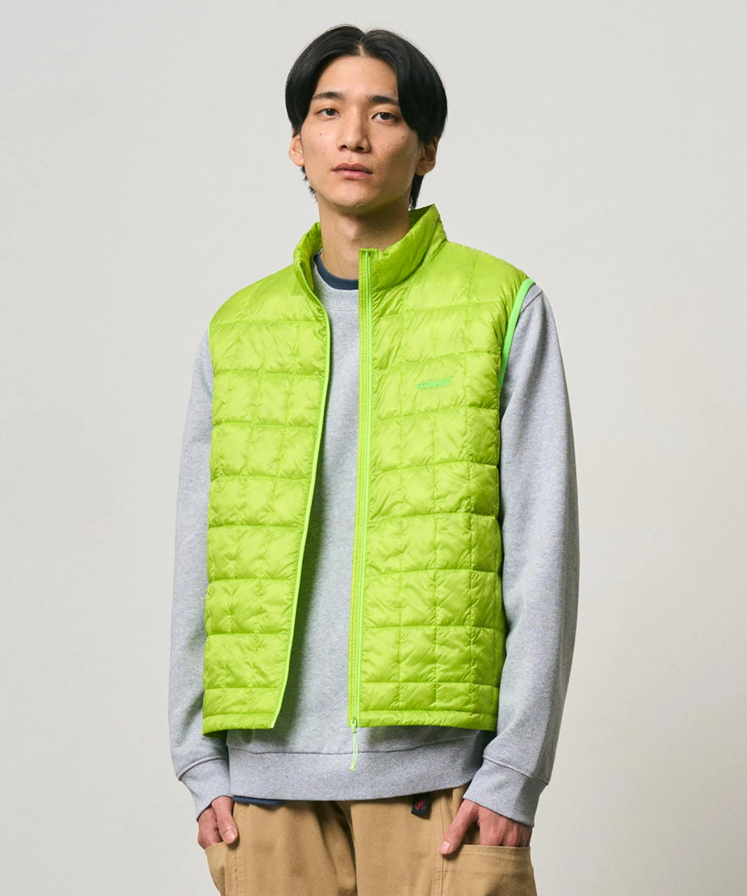 zoomed-item