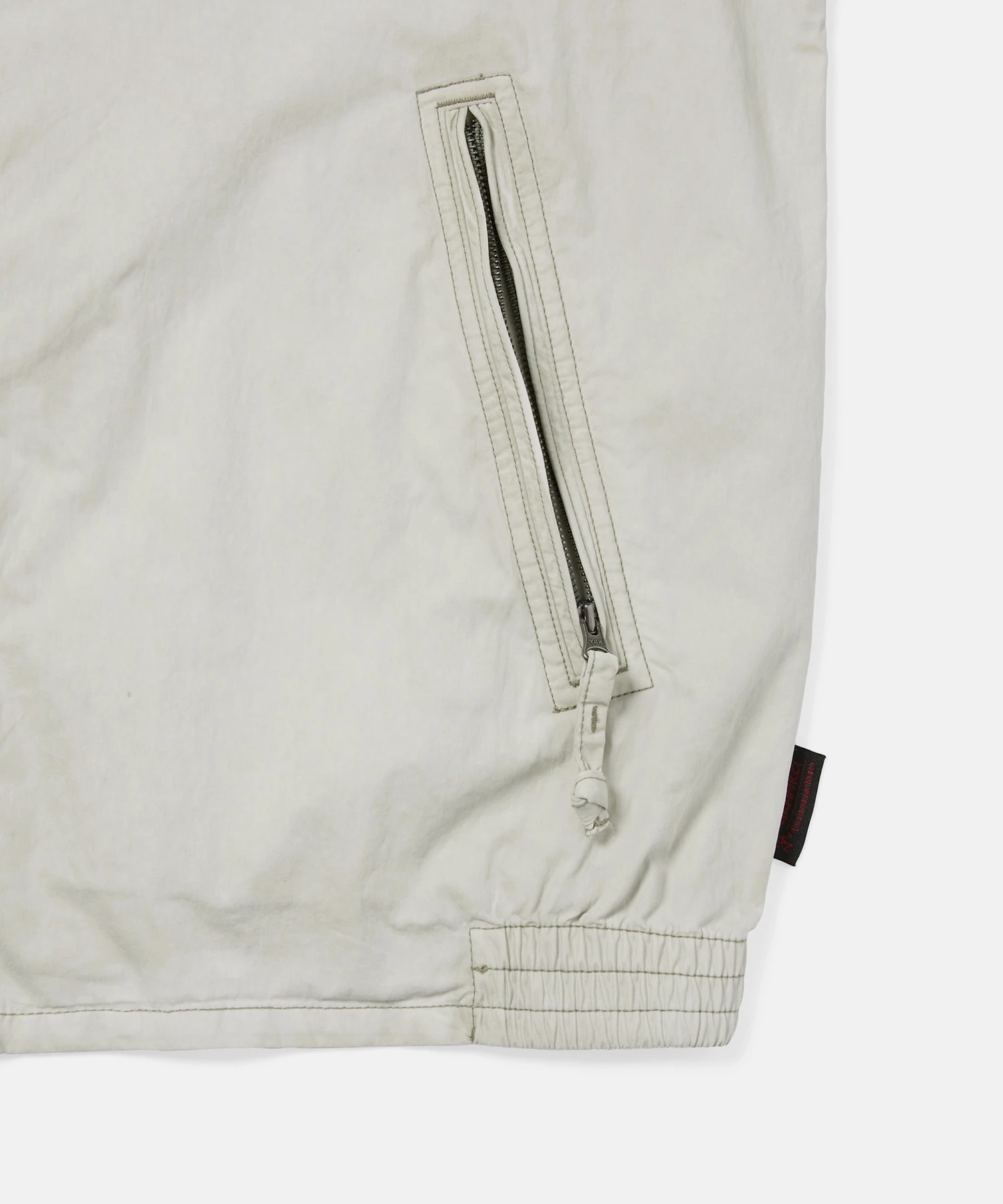 zoomed-item