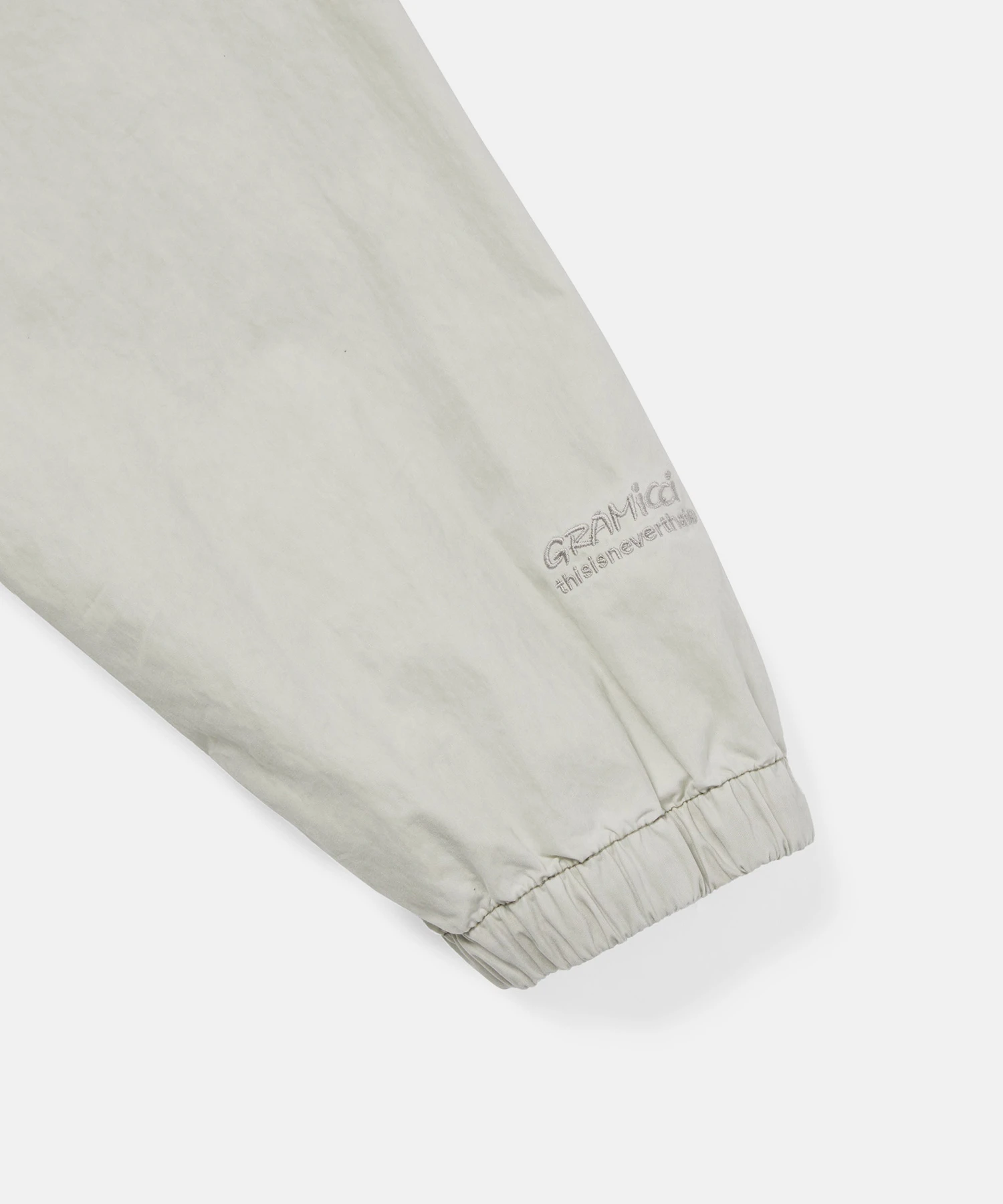 zoomed-item