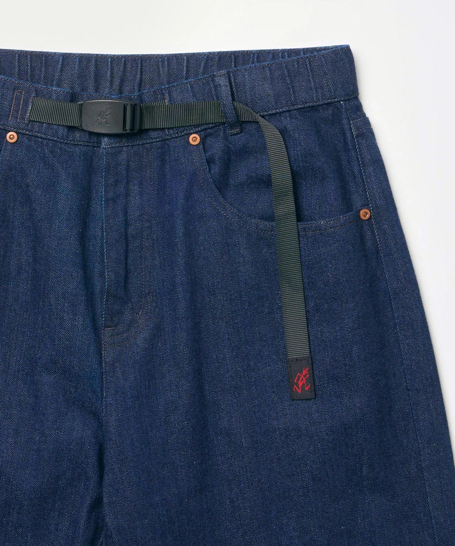 zoomed-item