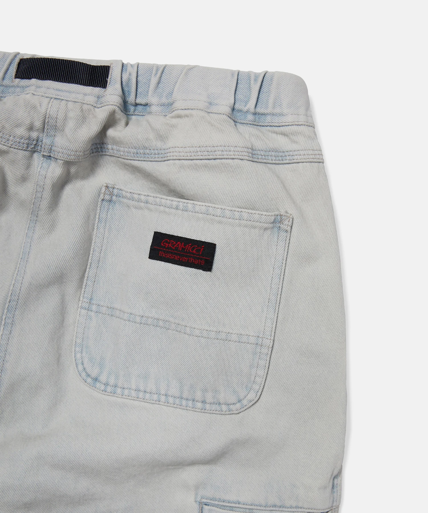 zoomed-item