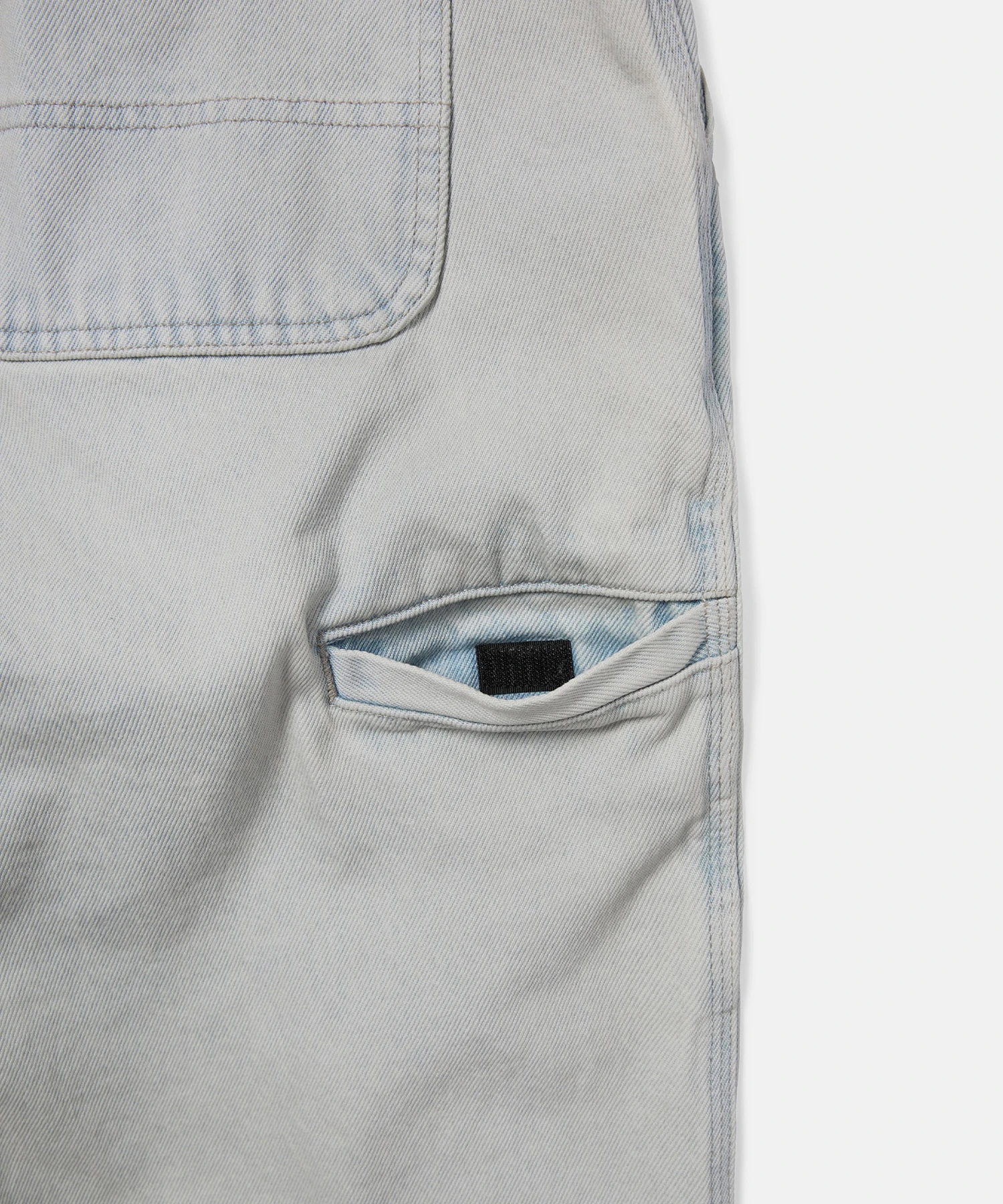 zoomed-item