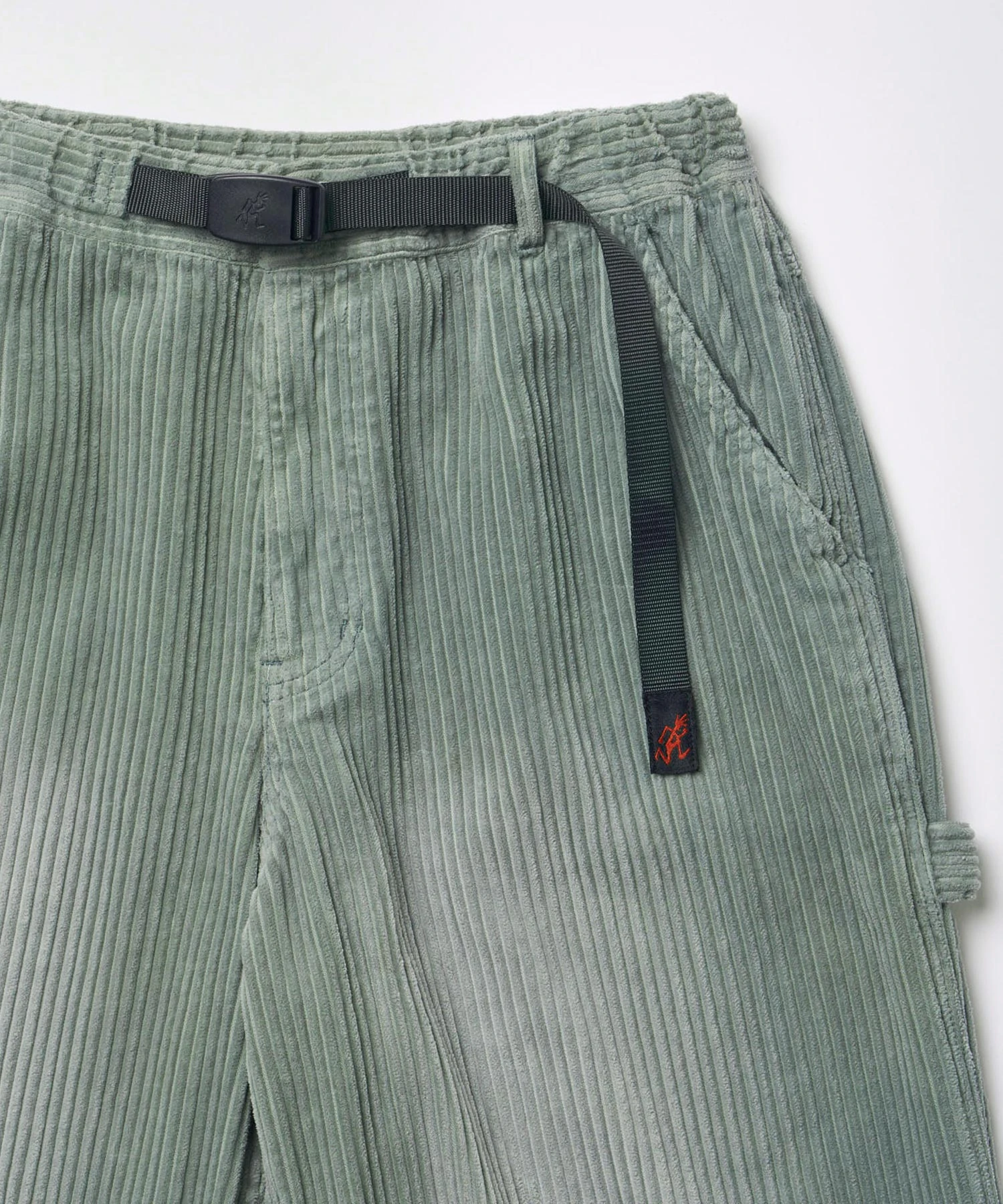 zoomed-item