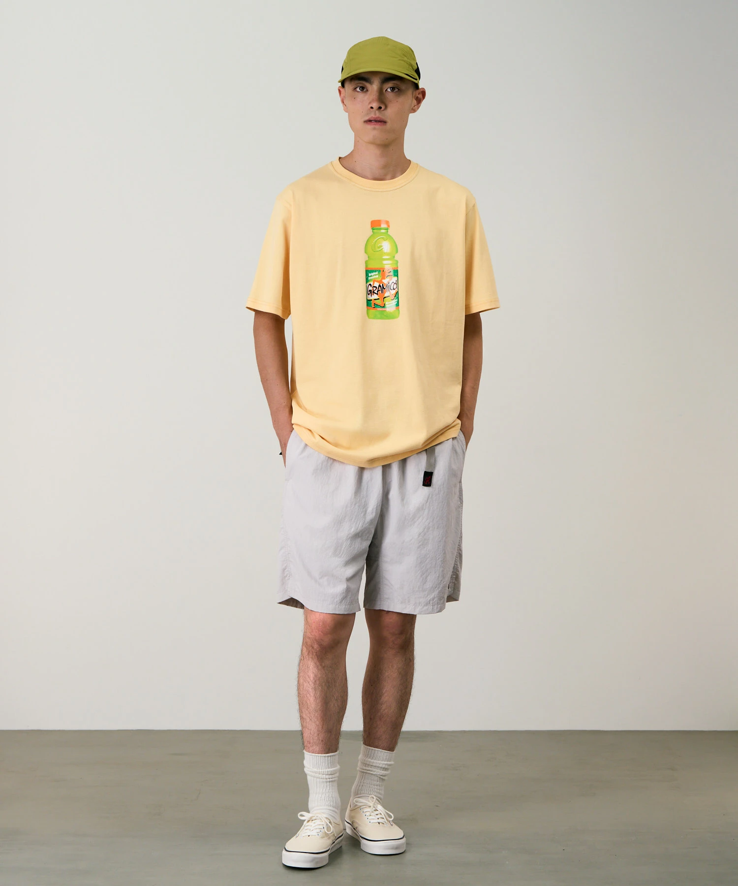 zoomed-item