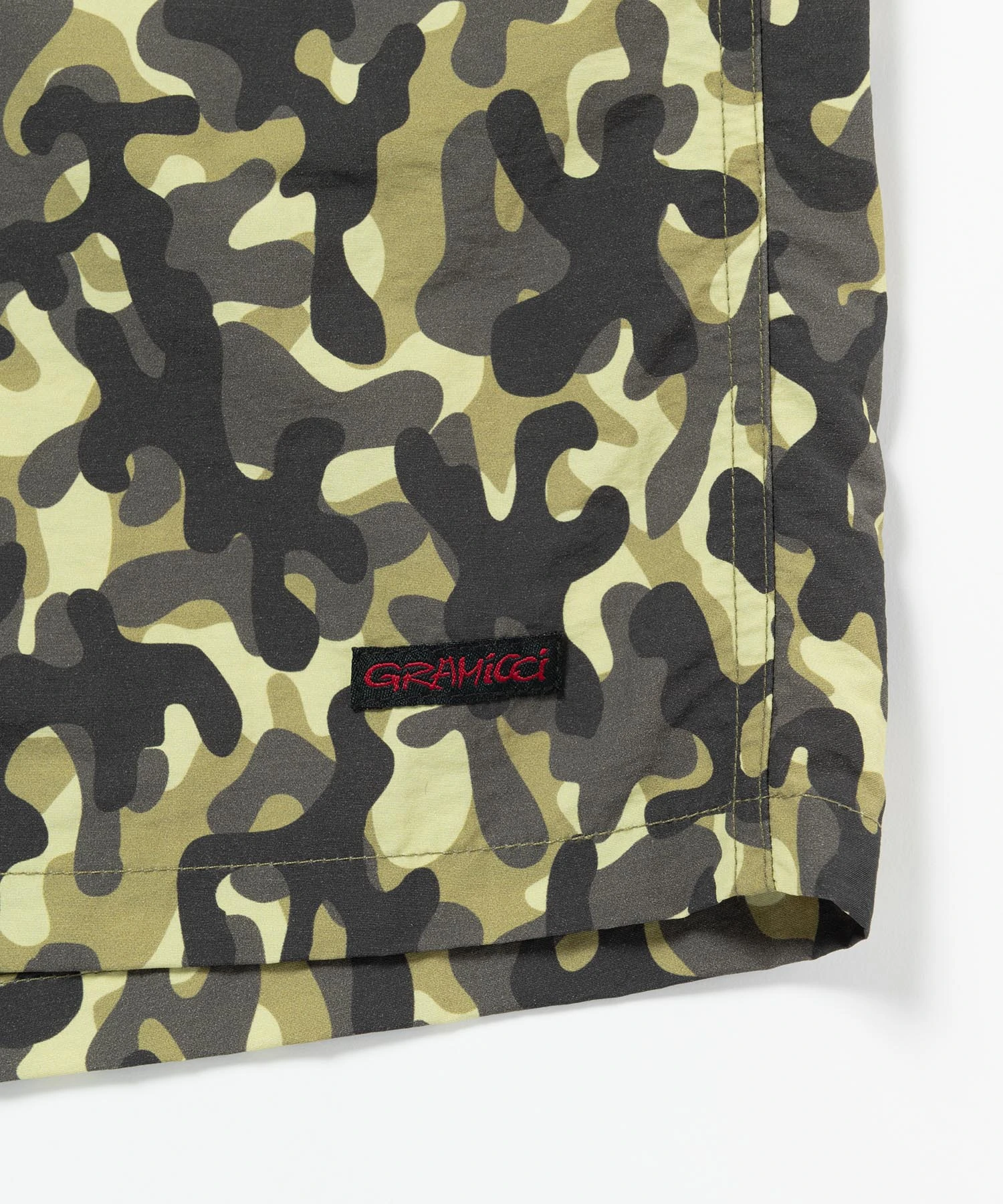 zoomed-item