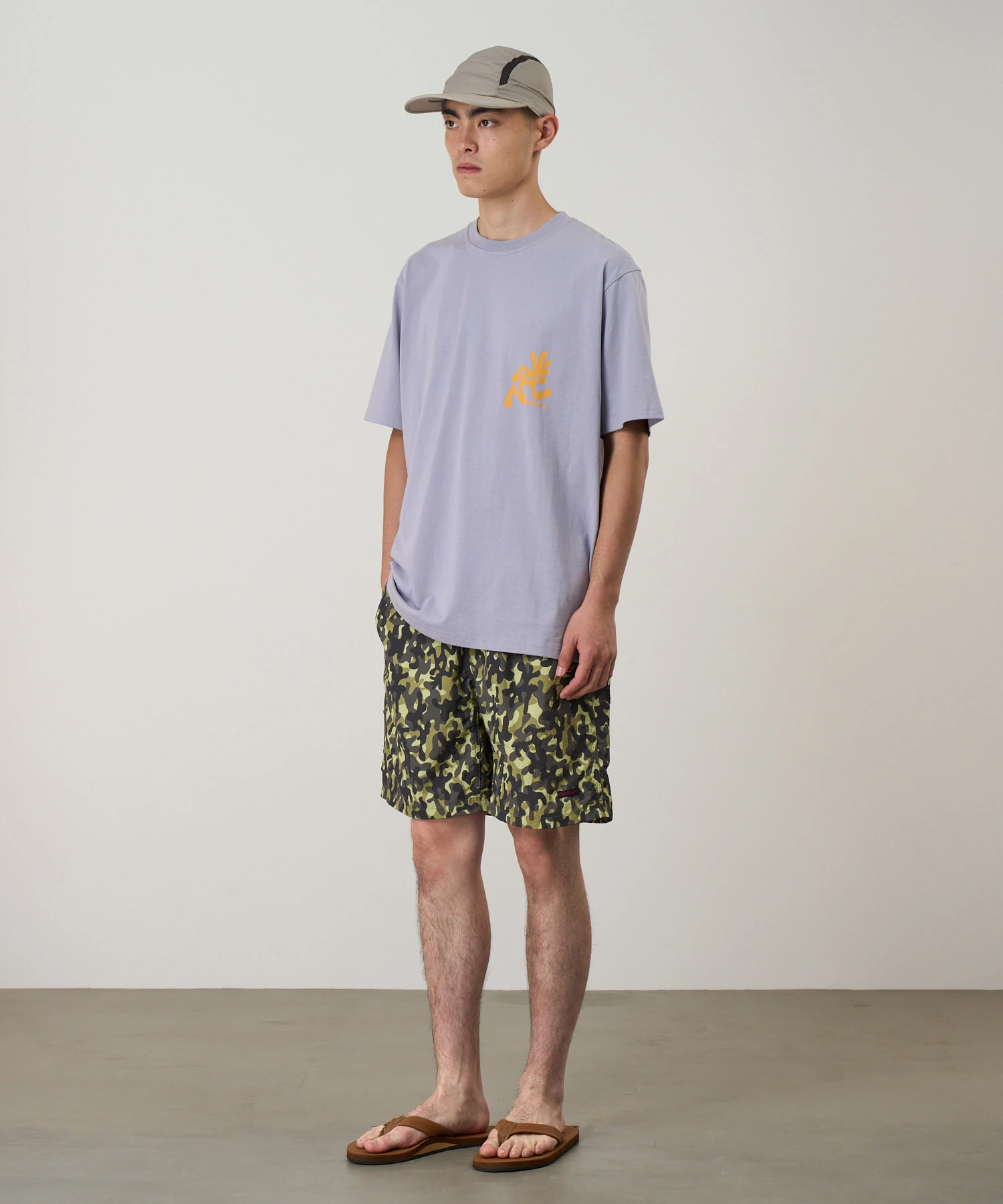 zoomed-item