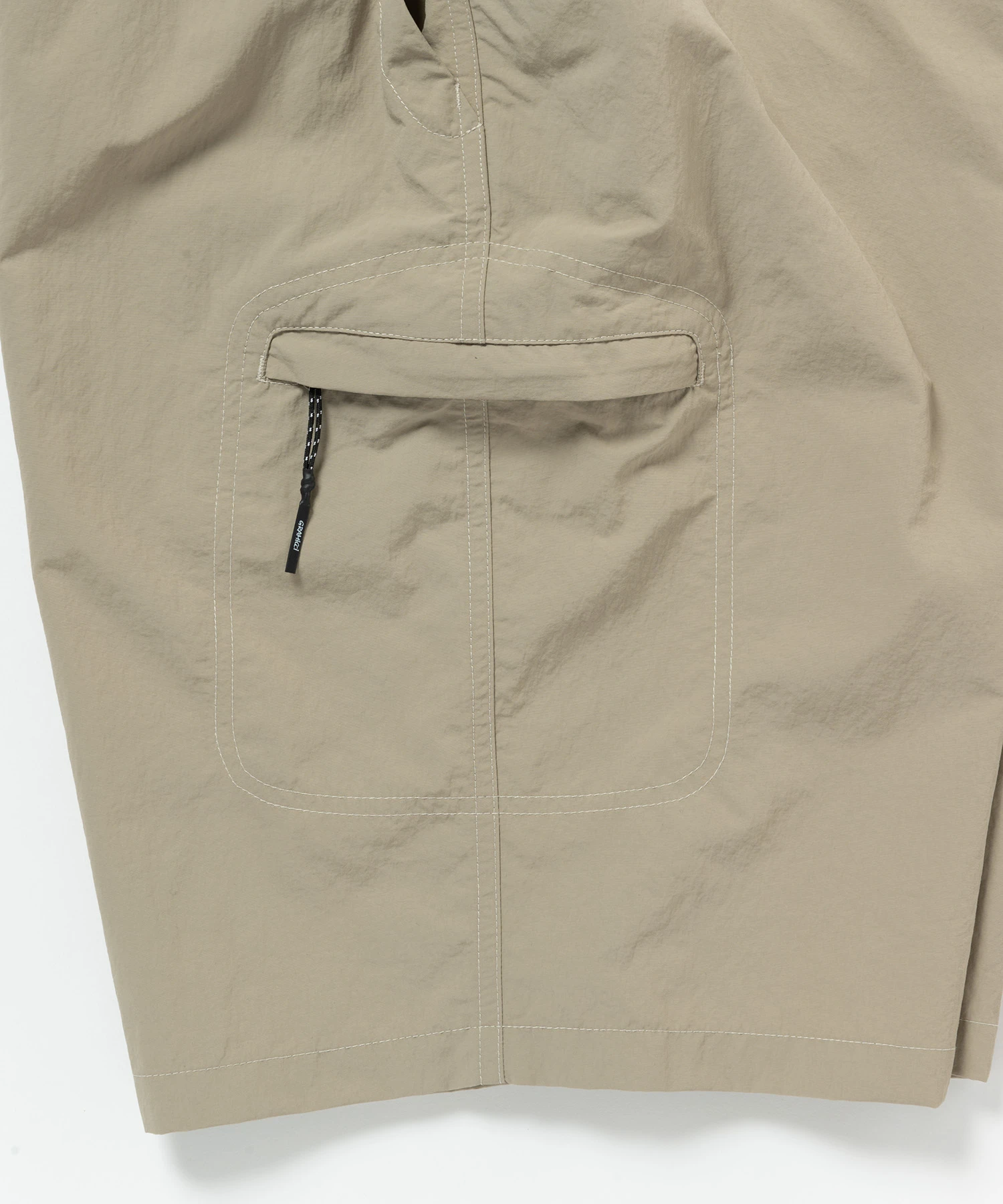 zoomed-item