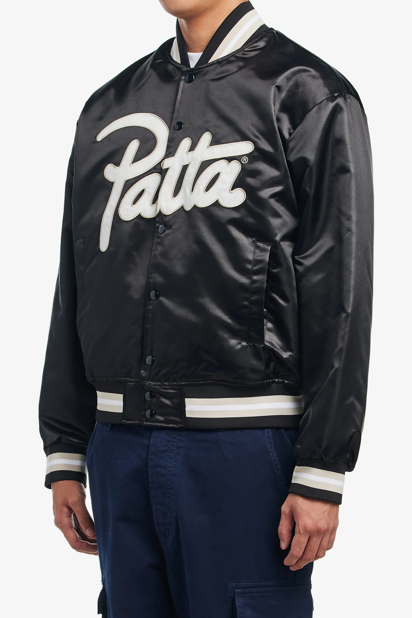 SCRIPT LOGO SATIN VARSITY JACKET-PATTA-190000 | 웍스아웃