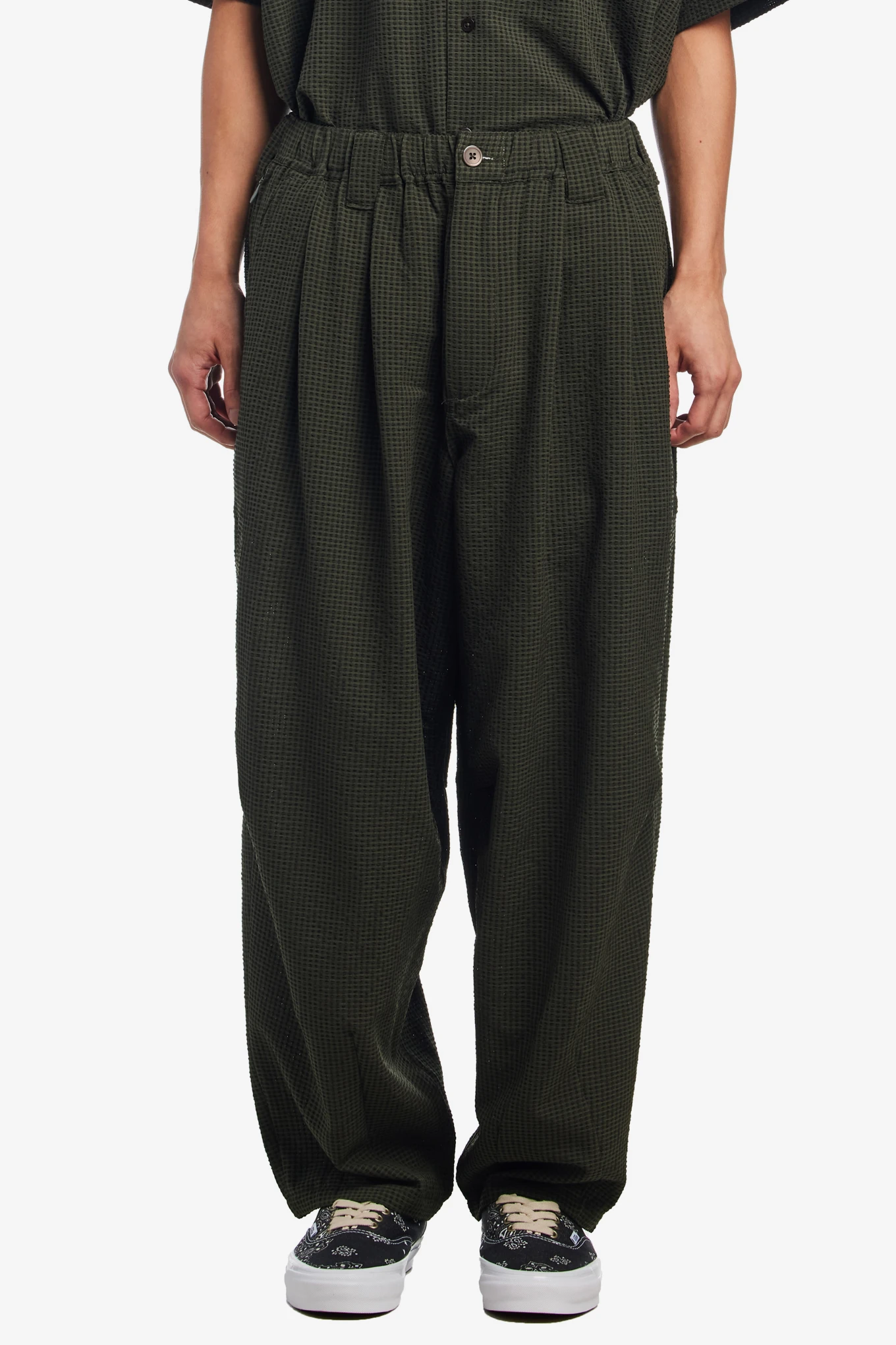 SEERSUCKER BALLOON PANTS-TIGHTBOOTH-198000 | 웍스아웃
