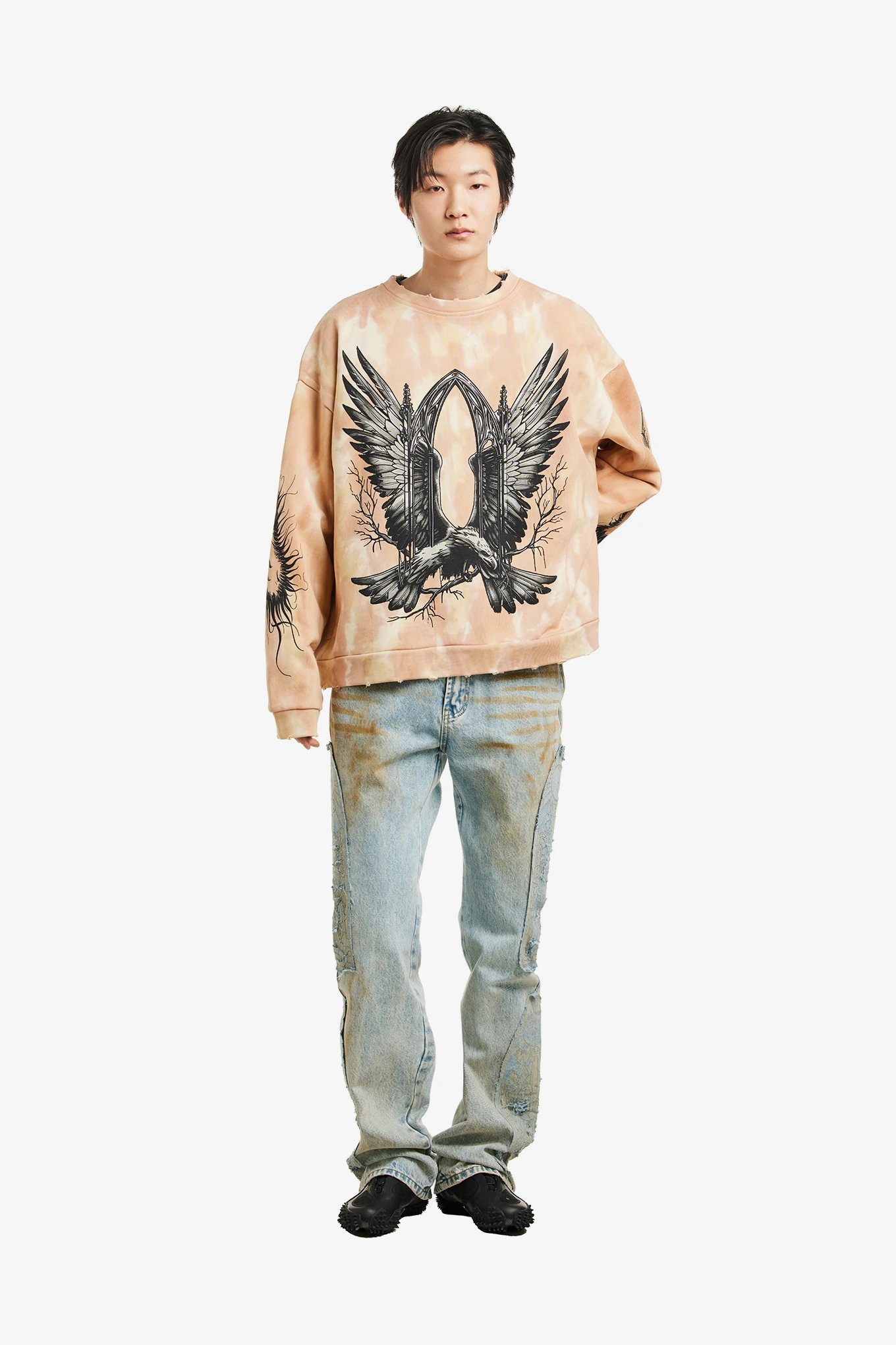 SOARING WINDOW CREWNECK SWEATER-WHO DECIDES WAR-320000 | 웍스아웃